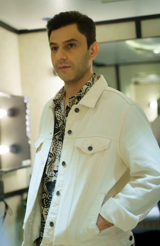 British-Indian actor Arjun Mathur @arjun__mathur has become the man of ...